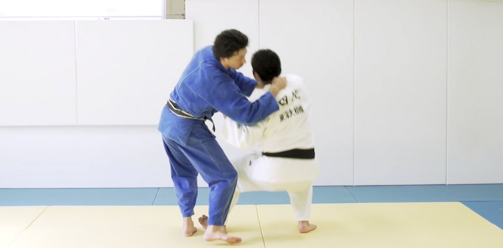 HIROOMI FUJITA invites you for a FREE technique from his instructional!