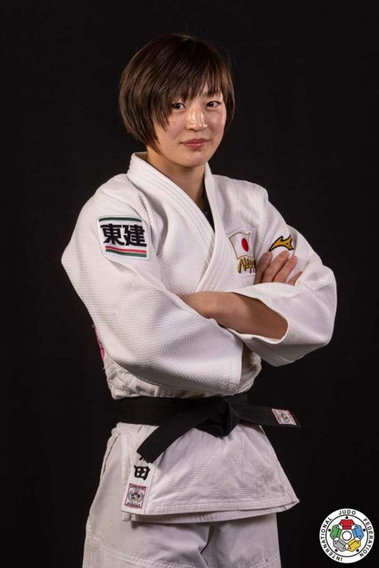 Japan's Natsumi Tsunoda Loves Her Armlocks